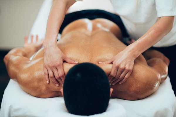 Fürsorgliche Behandlung bei Planet Physio